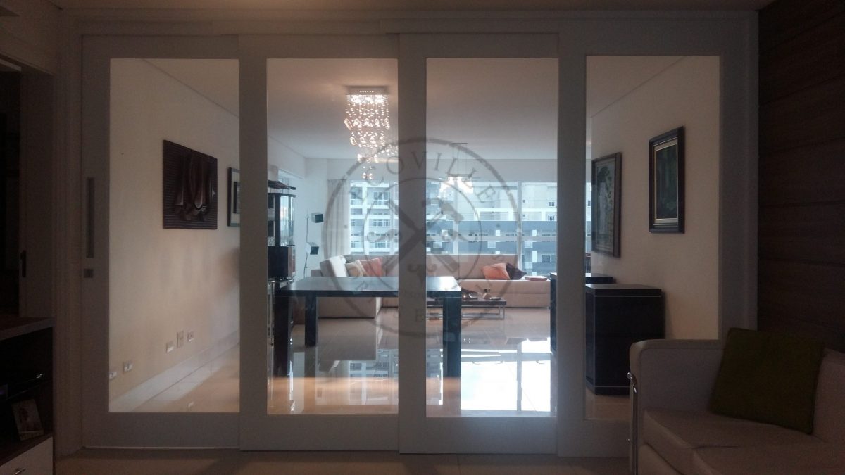 Porta de correr quatro folhas de arrasto com vidro panorâmico incolor - Imagem 2