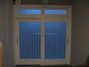 Porta de correr em madeira maciça de Imbuia reforçado com ferro - Imagem 2