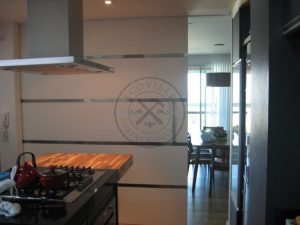 Porta de correr com trilho embutido modelo exclusivo - Imagem 2