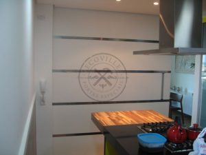 Porta de correr com trilho embutido modelo exclusivo - Imagem 3