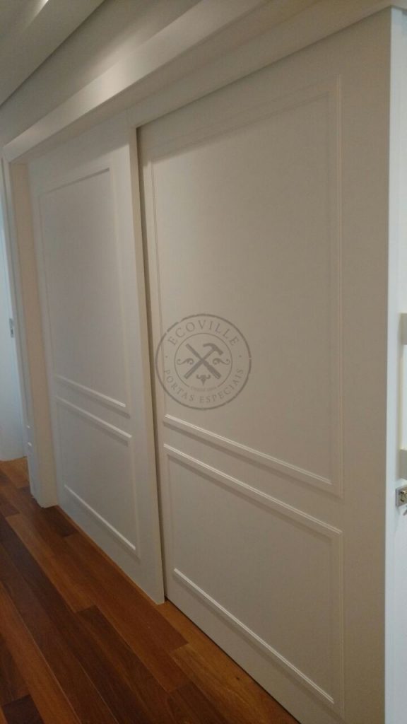 Porta de correr com sistema de trilho embutido, modelo EXCLUSIVO - Imagem 4