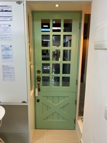 Porta holandesa com pintura laca verde acetinado - Imagem 4