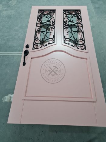 Porta exclusiva com grade e vidro - Imagem 3