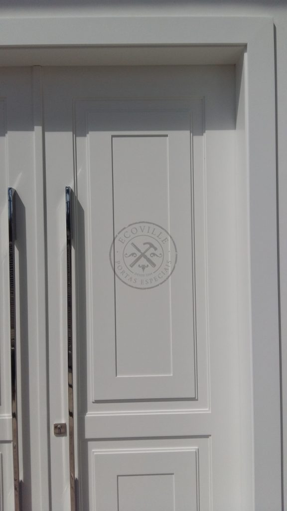 Porta com sistema de abertura dupla, pintura de laca P.U branco acetinado (Sayerlack) - Imagem 5