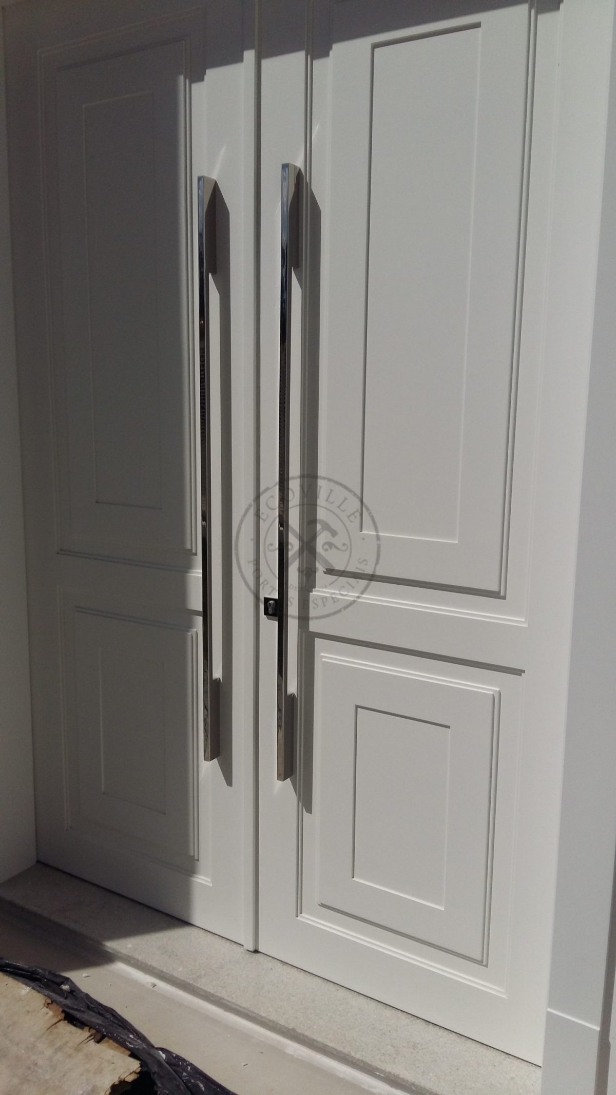 Porta com sistema de abertura dupla, pintura de laca P.U branco acetinado (Sayerlack) - Imagem 6