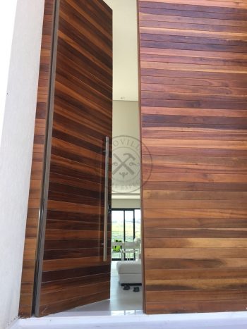 Porta exclusiva sob medida de Lambril de madeira Imbuia "ESPETACULAR" - Imagem 3