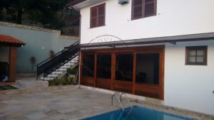 Porta de correr com sistema embutido, vidro panorâmico 10 mm temperado - Imagem 2