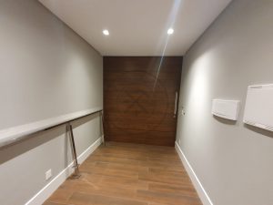 Porta com sistema de correr na laje - Imagem 7