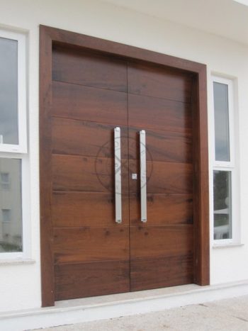 Arquivos Portas de abertura dupla em madeira