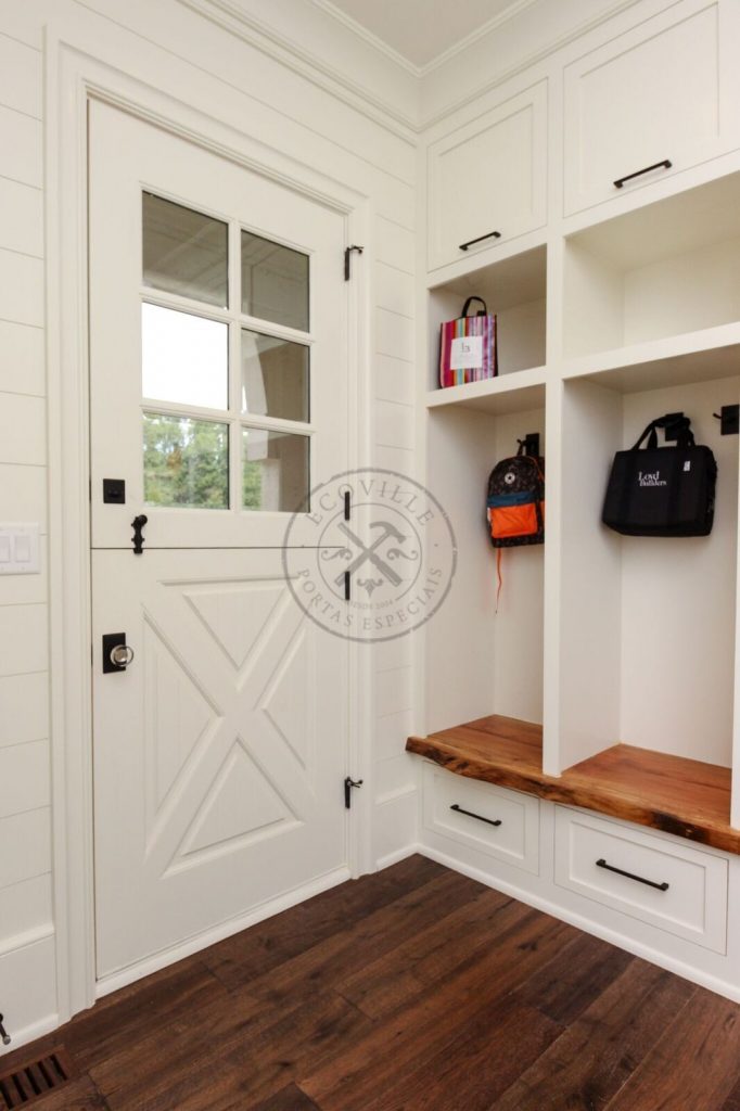 Porta Holandesa com laca P.U branco acetinado (Sayerlack) - Imagem 2