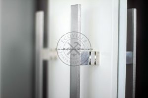 Porta com sistema de correr embutido, vidro panorâmico transparente 10 mm - Imagem 5