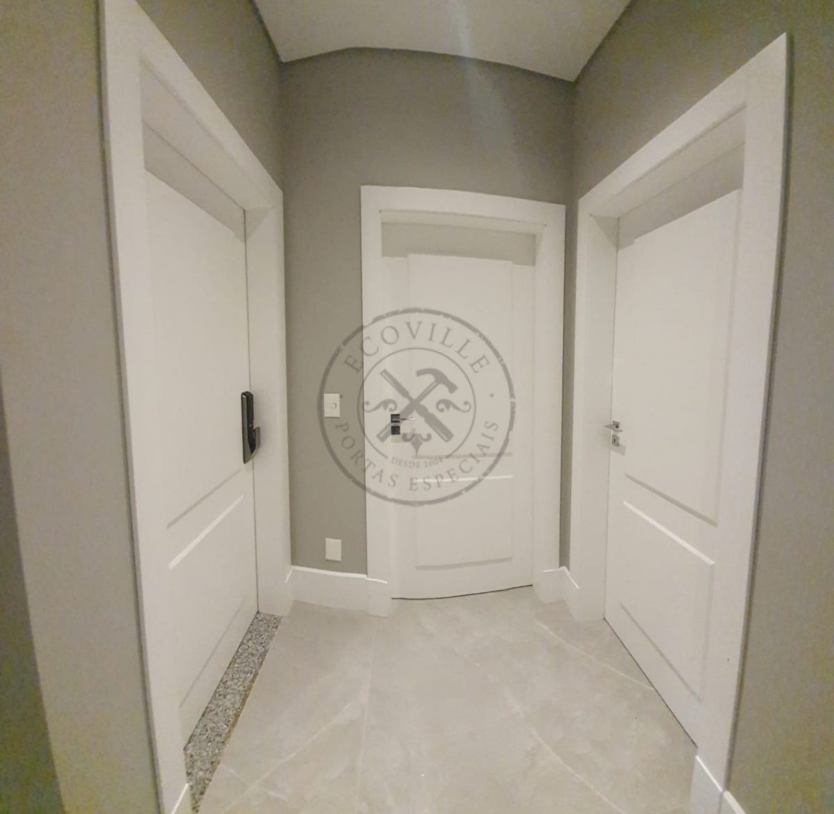 29853-1 Porta kit pronto especial com almofadas com pintura laca P.U acetinado - Imagem 1