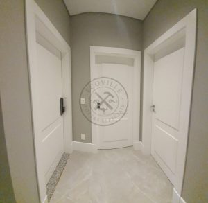 Porta kit pronto especial com almofadas com pintura laca P.U acetinado