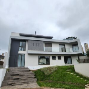 Porta em ACM com puxador cava, bandeira superior, chapa Pro 4631 Dark Grey Euratex e dupla vedação - Imagem 3