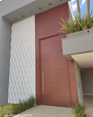 Porta em ACM com painéis e bandeira - Imagem 2