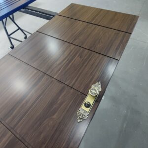 Porta em ACM chapa Wood Sucupira com fechadura colonial - Imagem 2