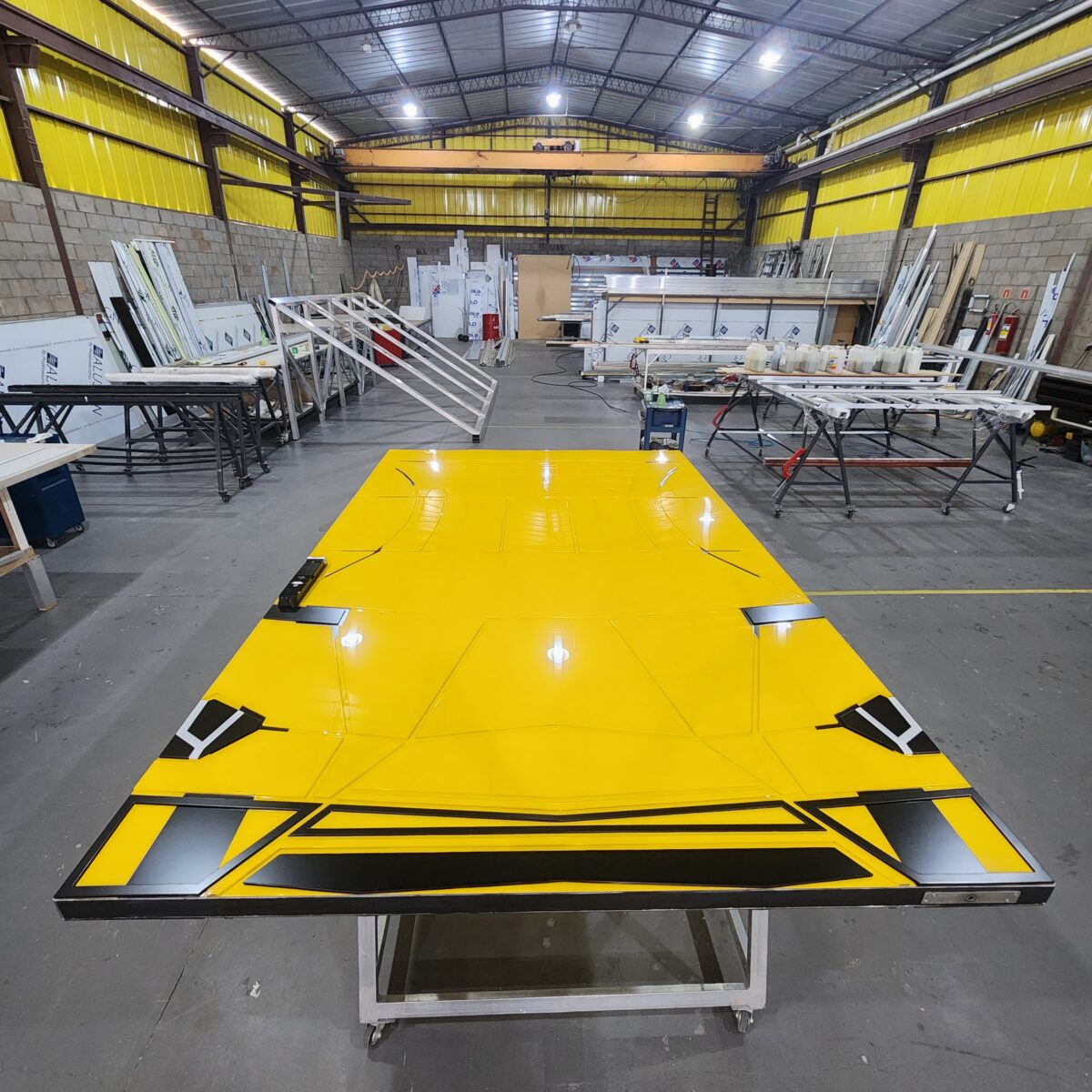 Porta em ACM exclusivo modelo Lamborghini - Imagem 6