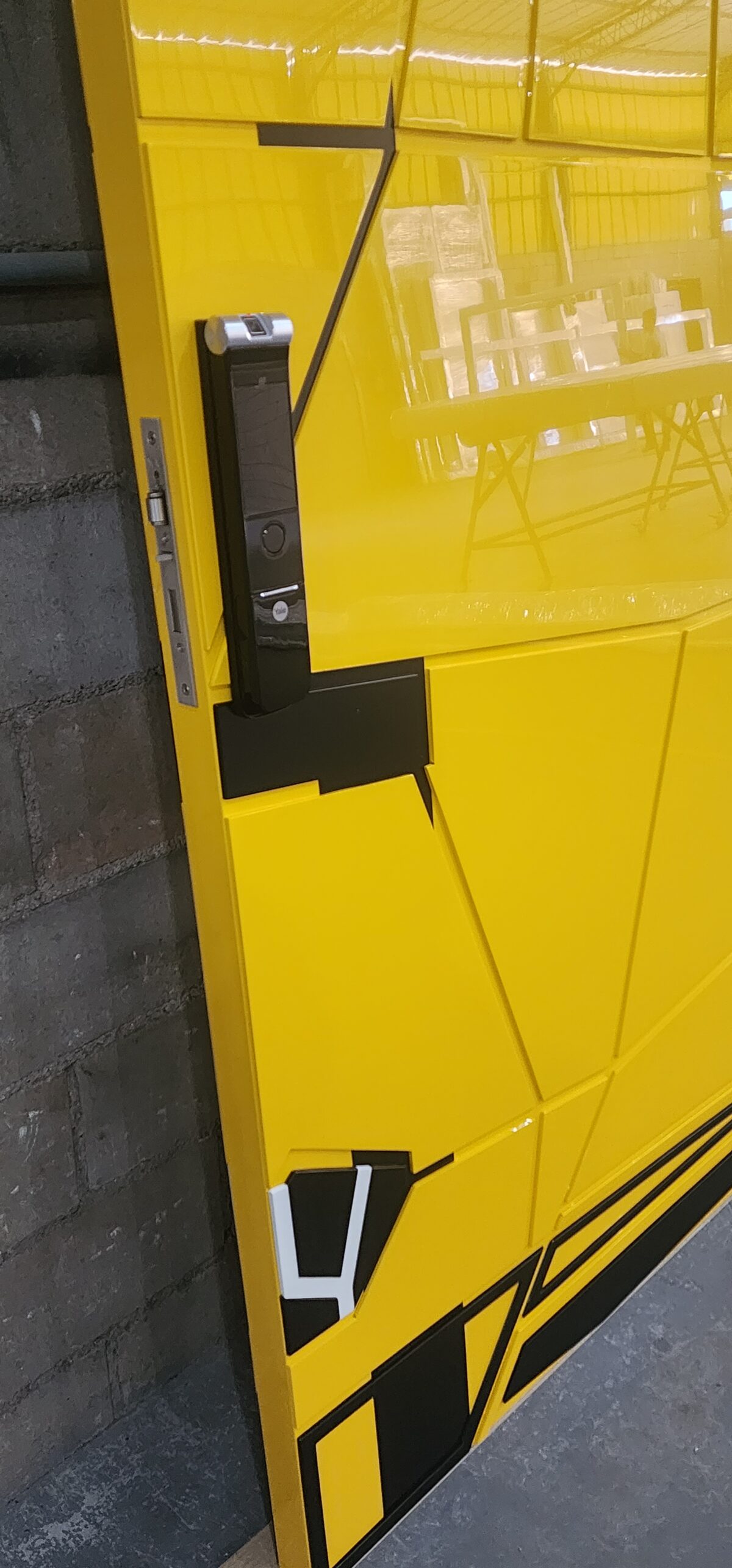 Porta em ACM exclusivo modelo Lamborghini - Imagem 10