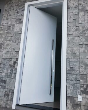 Porta em ACM branco fosco lisa - Imagem 2