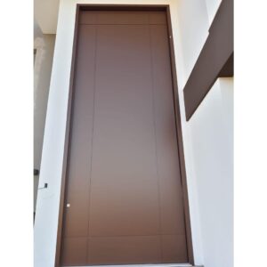 Porta em ACM bronze com frisos horizontais e verticais - Imagem 2