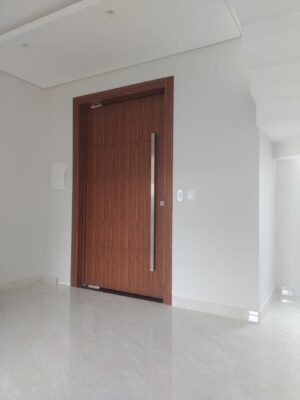 Porta em ACM Wood Mogno com painéis fixos - Imagem 4