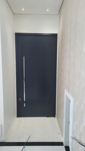 Porta em ACM preto fosco com fechadura Samsung digital - Imagem 9