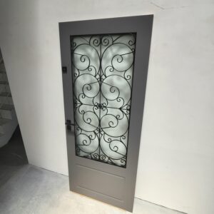 Porta kit pronto especial com grade e pintura laca cinza - Imagem 3