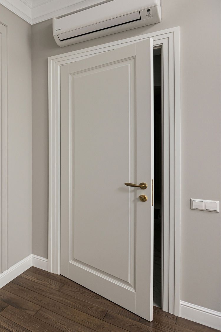 8f5dbbeef66e33d091195f0eea8baa25 Porta kit pronto especial com aplique de almofada - Imagem 1