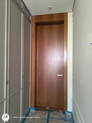 Porta kit pronto especial em lâmina natural com bandeira fixa superior - Imagem 5