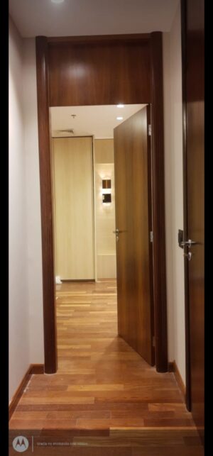 Porta kit pronto especial em lâmina natural com bandeira fixa superior - Imagem 2