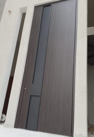 Porta pivotante em ACM com puxador especial - Imagem 2